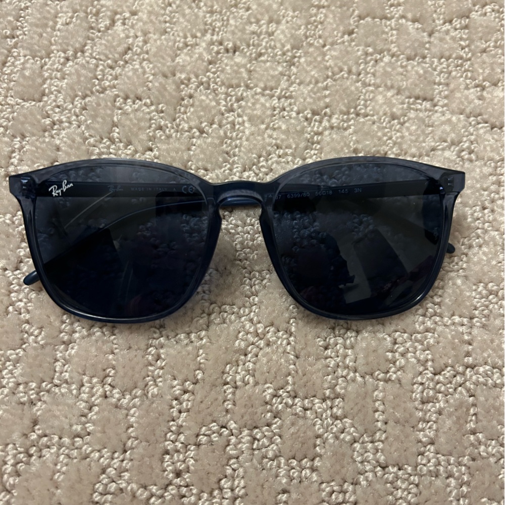 Ray-Ban Dark Blue Sunglasses
